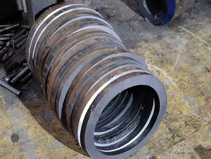 蓝山30CrMo无缝钢管切割